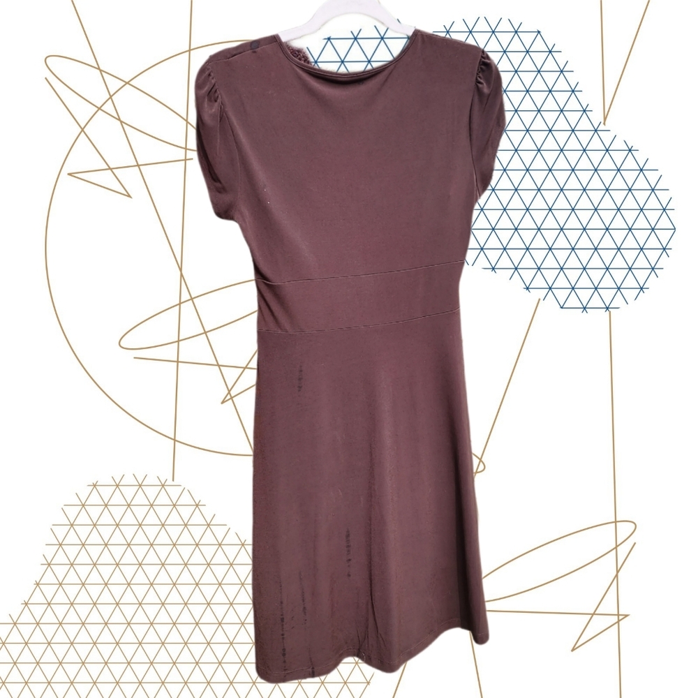 Merona Brown Pleated Cap Sleeve Bodyshaper Lined Crossed V Neck Size S - Picture 5 of 6